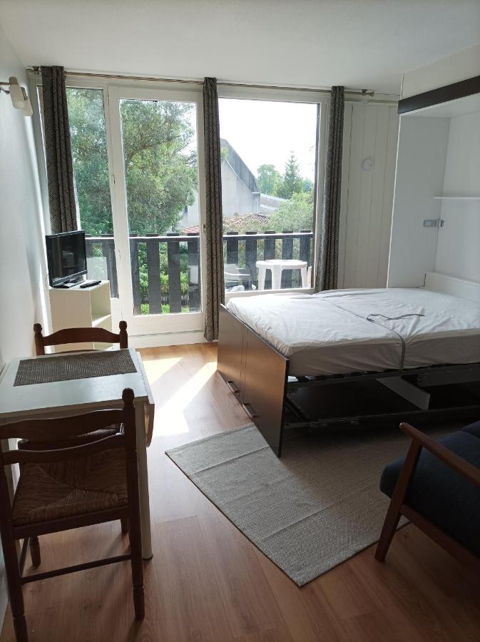 Studio Tout Confort Au Bord Du Lac D'Estey Lägenhet Dax Exteriör bild