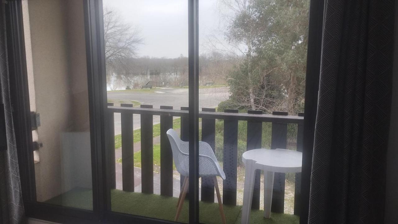 Studio Tout Confort Au Bord Du Lac D'Estey Lägenhet Dax Exteriör bild